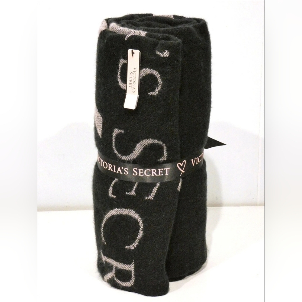 Victoria's Secret Black and White Plush Throw
